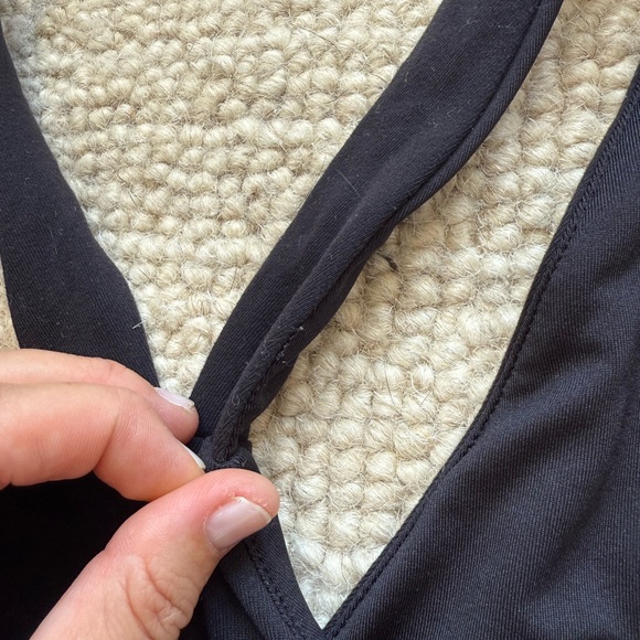 Alo Yoga Black Real Bra Tank - Picture 3 of 3